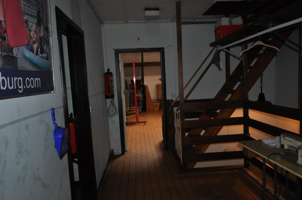 Sailcenter Limburg Kinrooi Bagian luar foto