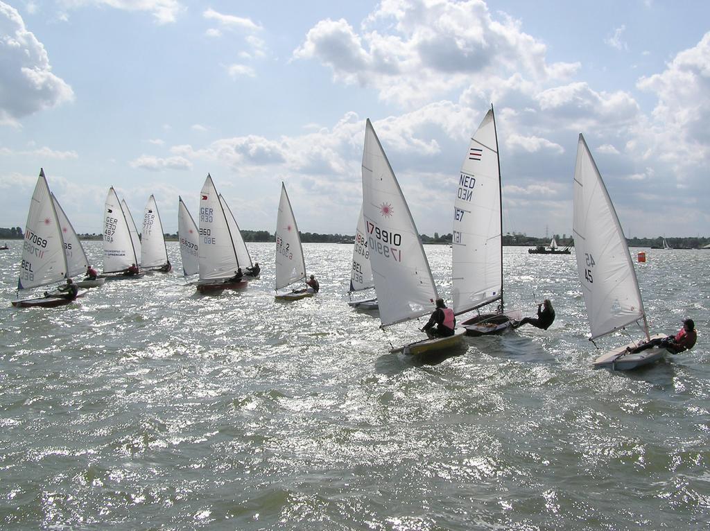 Sailcenter Limburg Kinrooi Bagian luar foto
