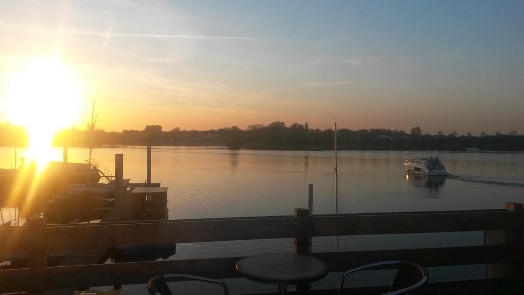 Sailcenter Limburg Kinrooi Bagian luar foto