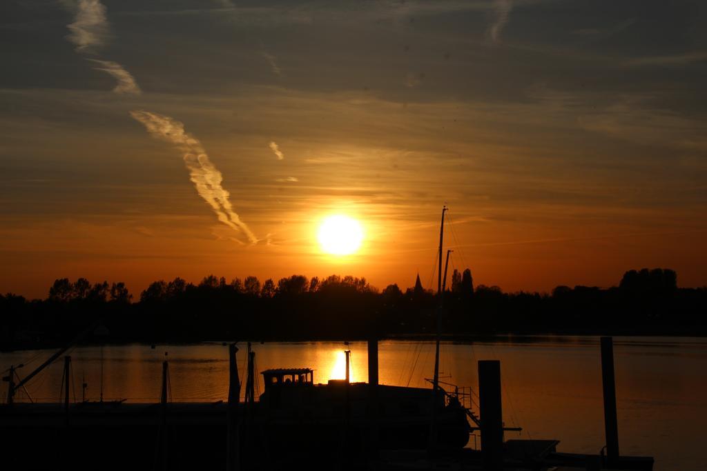 Sailcenter Limburg Kinrooi Bagian luar foto